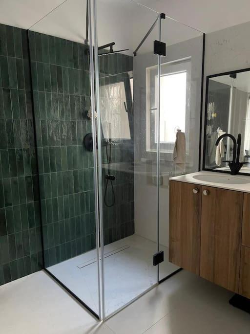 Stunning 1Bd Flat With 50M2 Terrace In The City Center Βουκουρέστι Εξωτερικό φωτογραφία